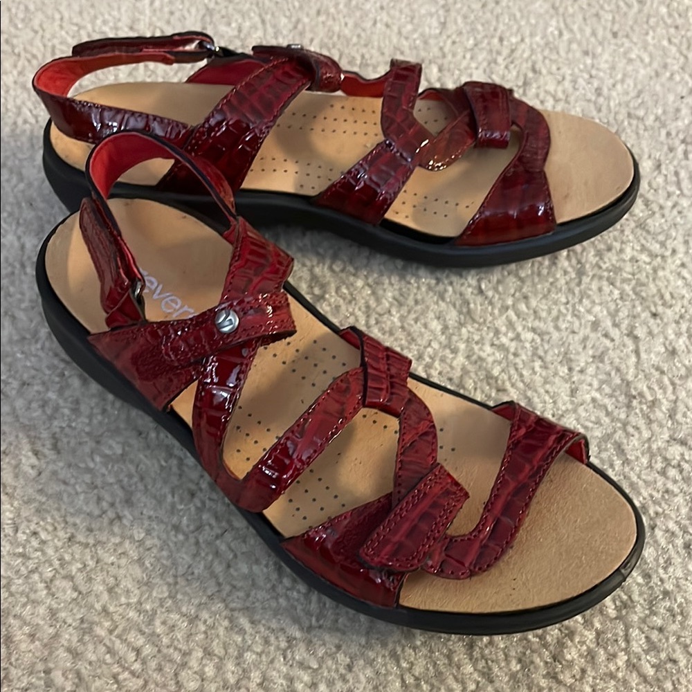 Revere Miami Red Croc Sandals, Size 6 NWOT